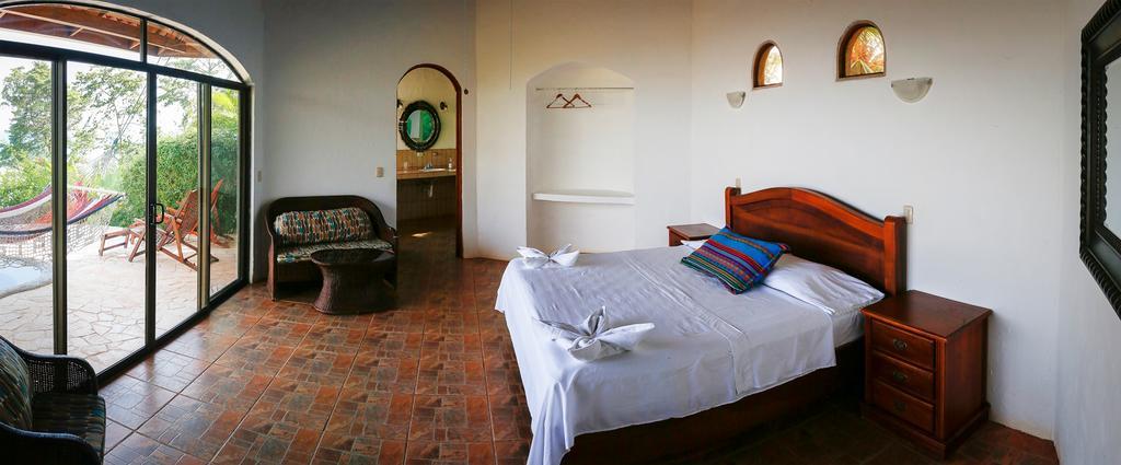 Lagunavista Villas Carate Εξωτερικό φωτογραφία