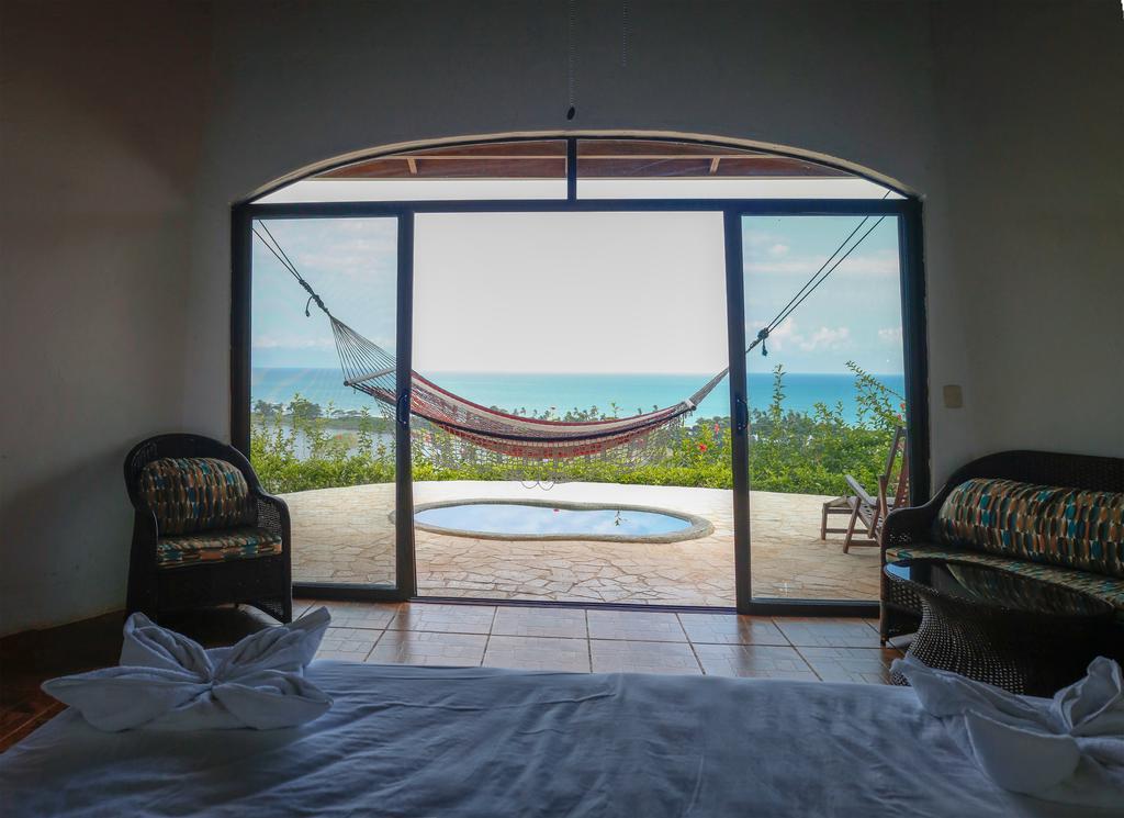 Lagunavista Villas Carate Εξωτερικό φωτογραφία